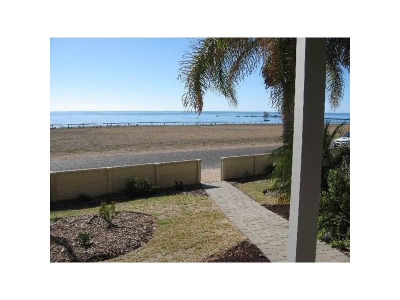 2/6 Rowe Terrace, Ardrossan SA 5571