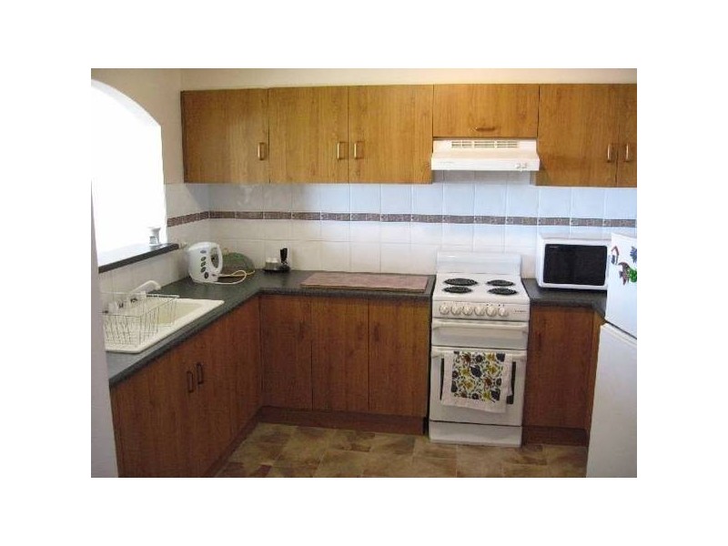 2/6 Rowe Terrace, Ardrossan SA 5571