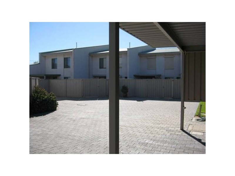 2/6 Rowe Terrace, Ardrossan SA 5571