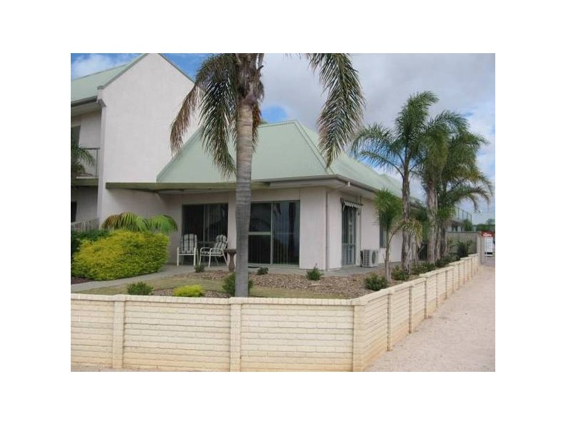 5/6 Rowe Terrace, Ardrossan SA 5571