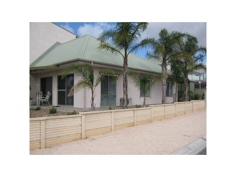 5/6 Rowe Terrace, Ardrossan SA 5571