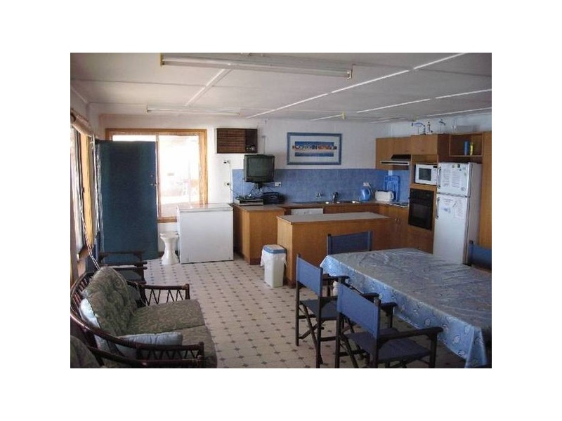 128 Black Point Drive, Black Point SA 5571