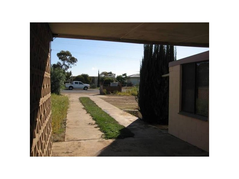 14 Cumberland Road, Port Clinton SA 5570