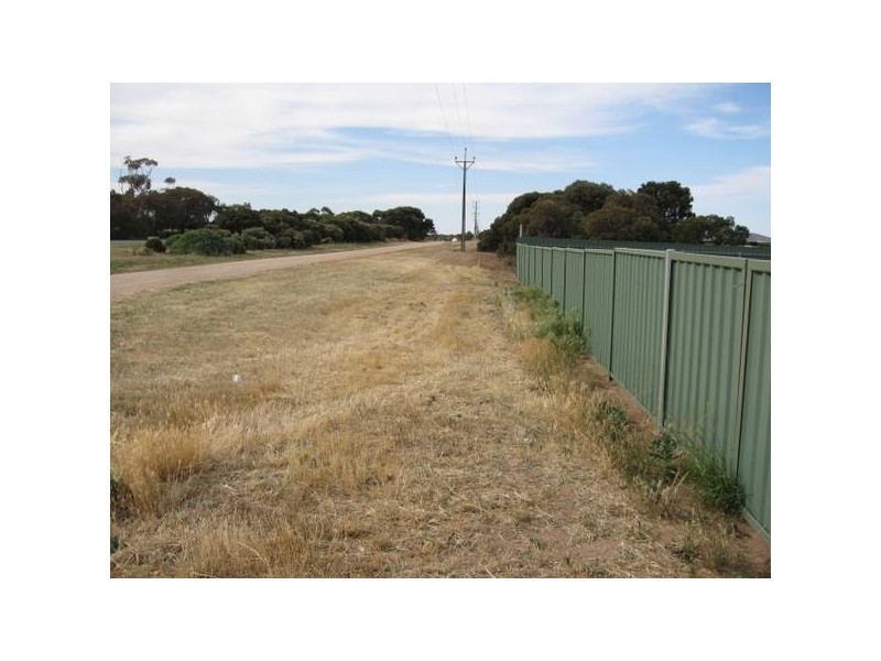 23b Main Coast Road, Ardrossan SA 5571