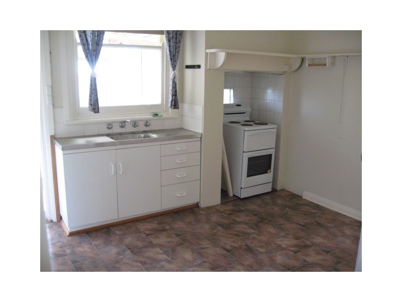 32 Walter Street, Maitland SA 5573