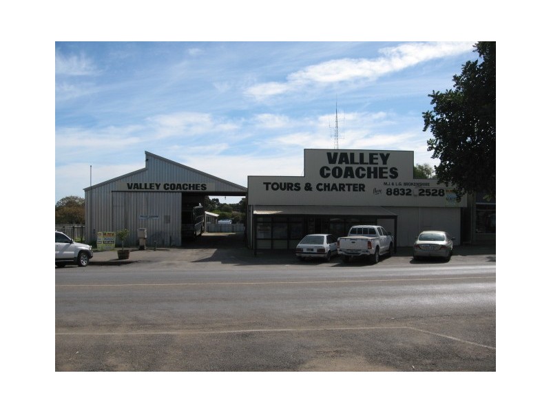 58-62 Robert Street, Maitland SA 5573