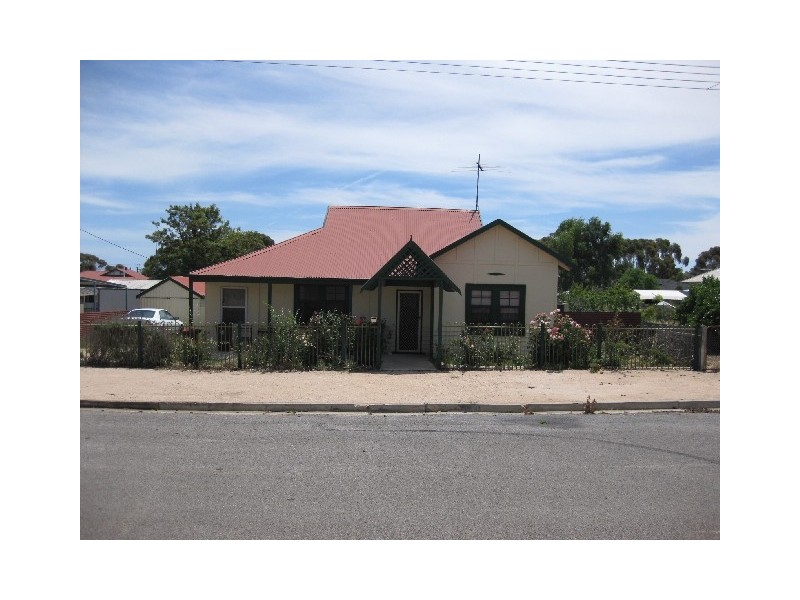 34 Caroline Street, Maitland SA 5573