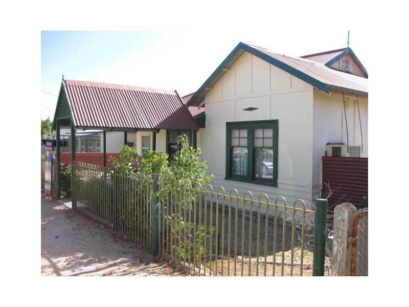 34 Caroline Street, Maitland SA 5573