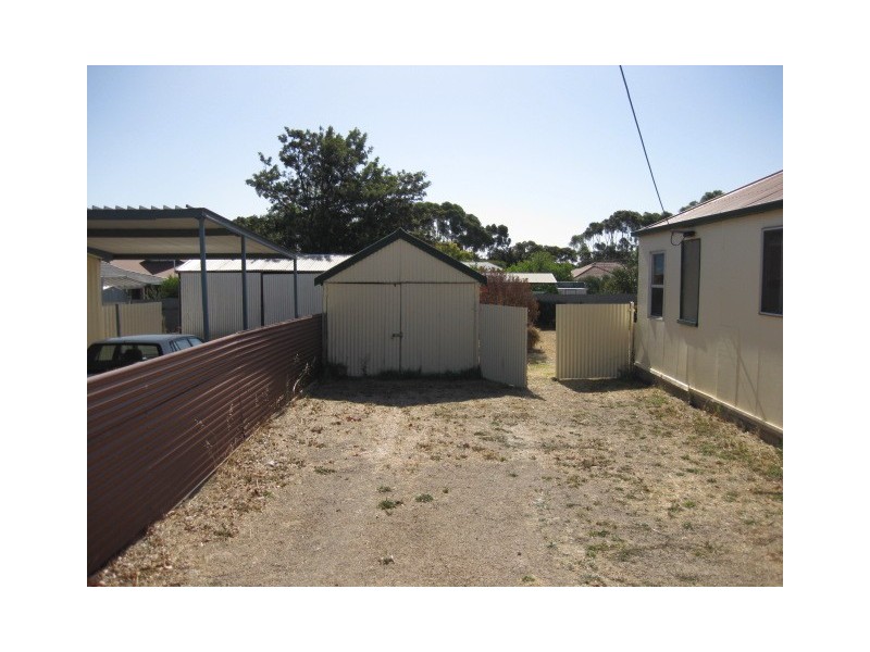 34 Caroline Street, Maitland SA 5573