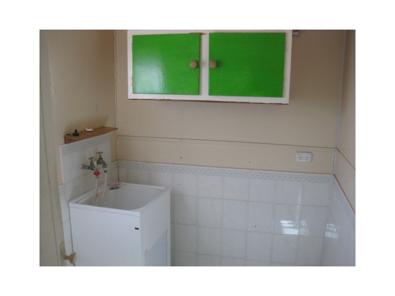 34 Caroline Street, Maitland SA 5573