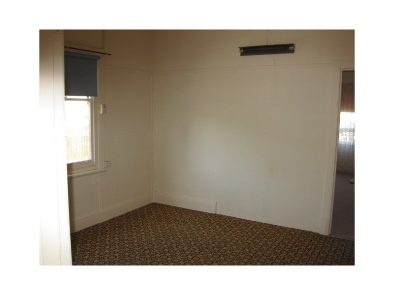 34 Caroline Street, Maitland SA 5573