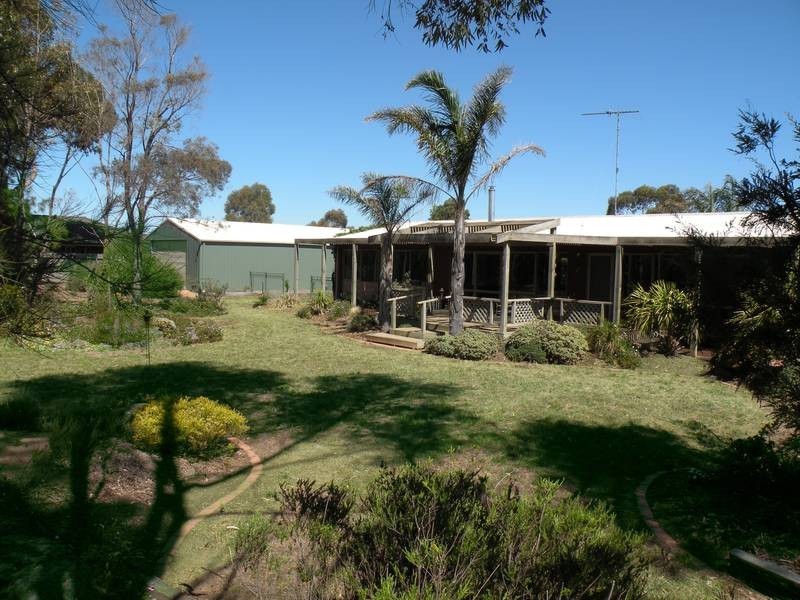 68 Bates Road, Lara VIC 3212
