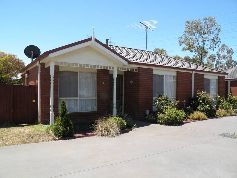 2/178 Mathews Road, Corio VIC 3214