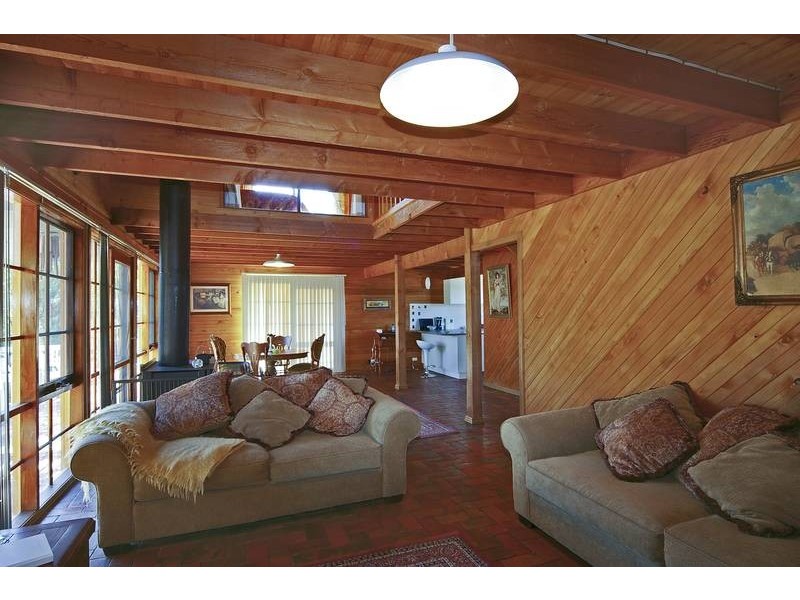 25 Brownes Road, Anakie VIC 3221