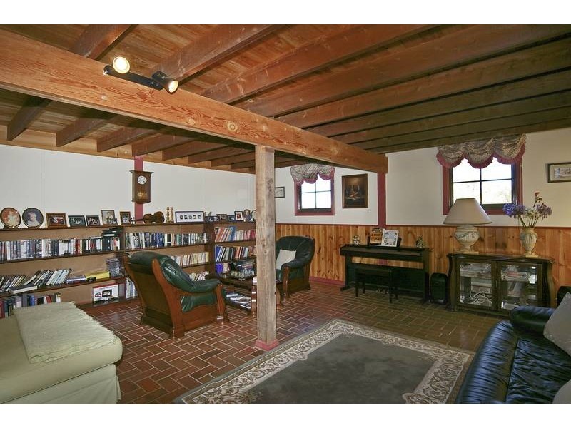 25 Brownes Road, Anakie VIC 3221