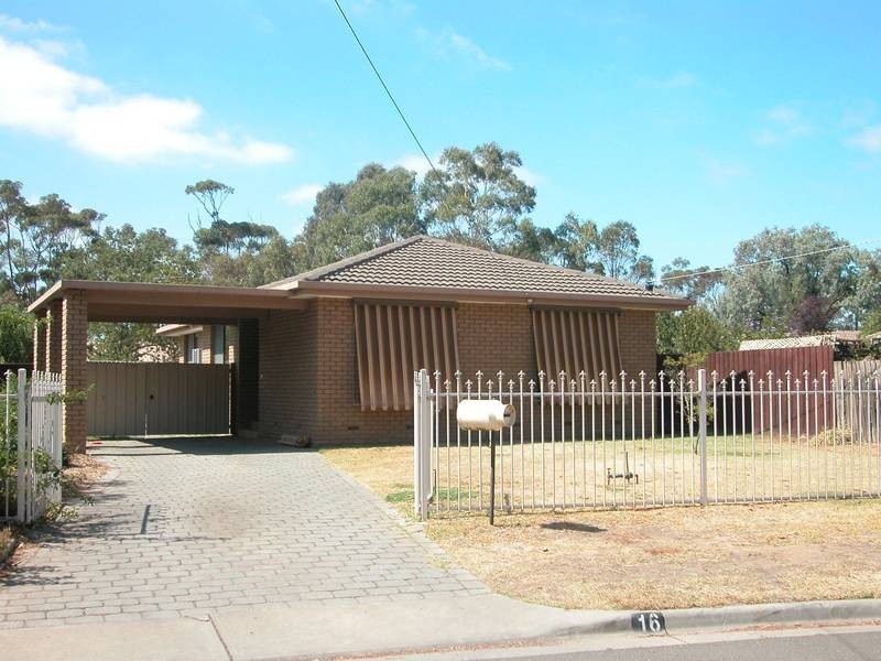 16 Swan St, Lara VIC 3212