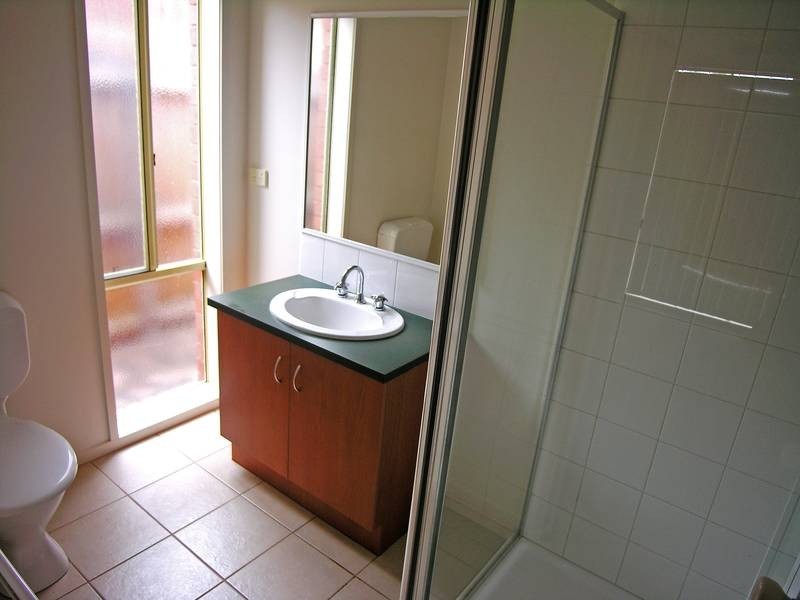 1B Young Street, Lara VIC 3212