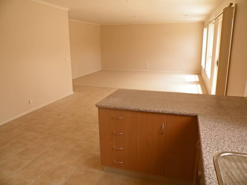 1/3 Dunloe Avenue, Norlane VIC 3214