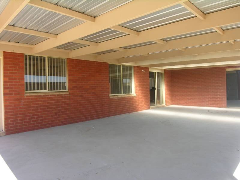 33 Citius Close, Lara VIC 3212