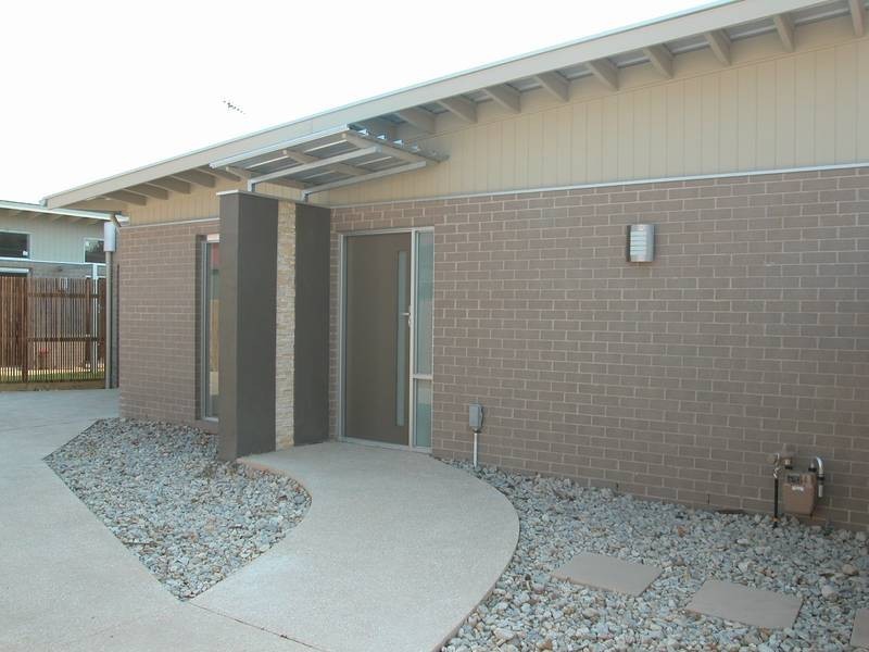 2/12 Station Lake Road, Lara VIC 3212