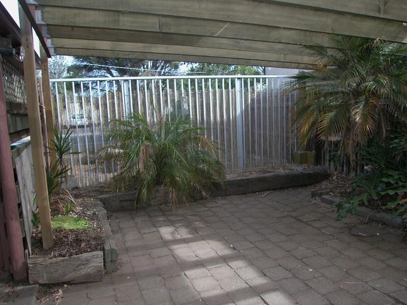 1 Henderson Drive, Lara VIC 3212