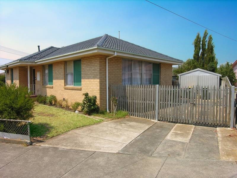 15 Glenelg Avenue, Corio VIC 3214