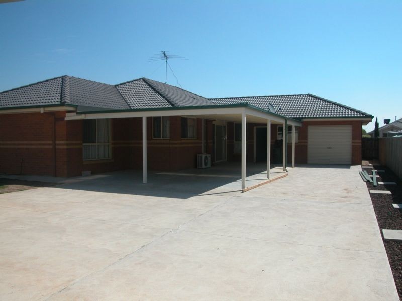 25 Sparrow Court, Lara VIC 3212