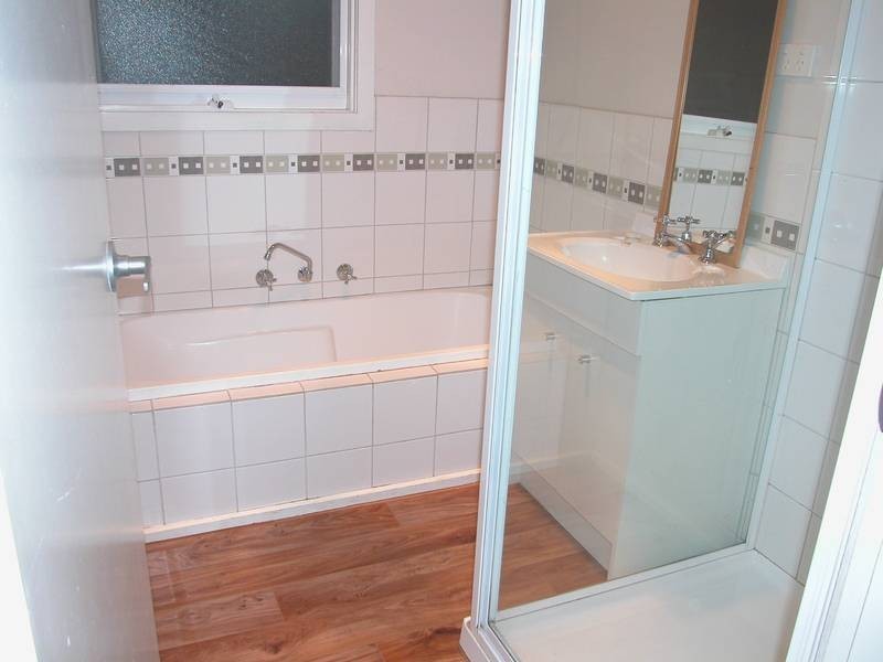 1 Peck Court, Lara VIC 3212