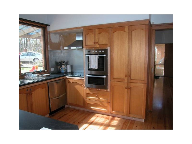 355 DeMotts Road, Anakie VIC 3221