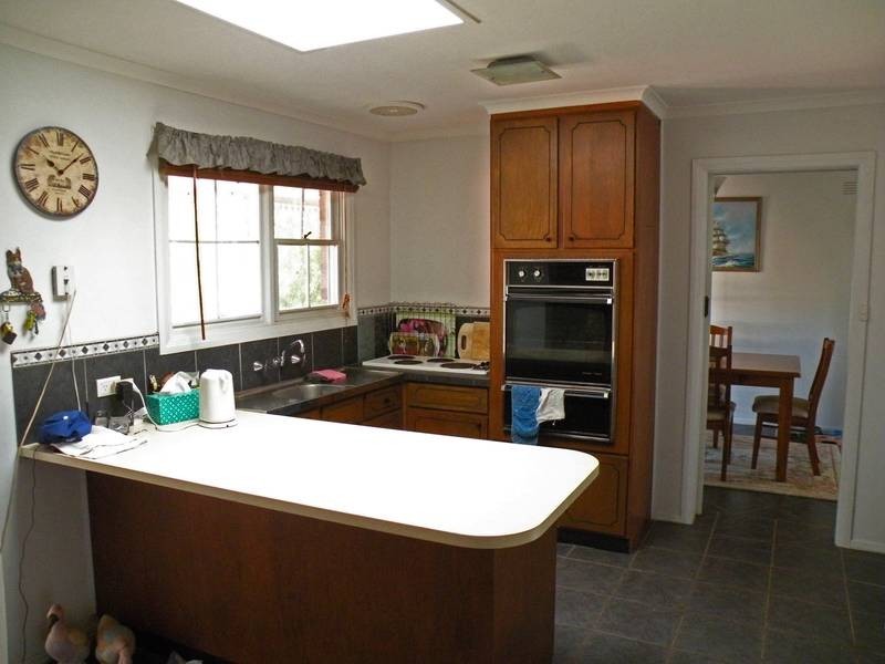 85 Manzeene Avenue, Lara VIC 3212