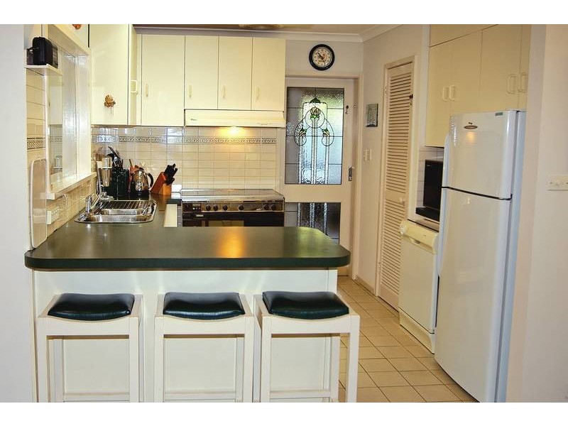 16 Wingara Drive, Lara VIC 3212