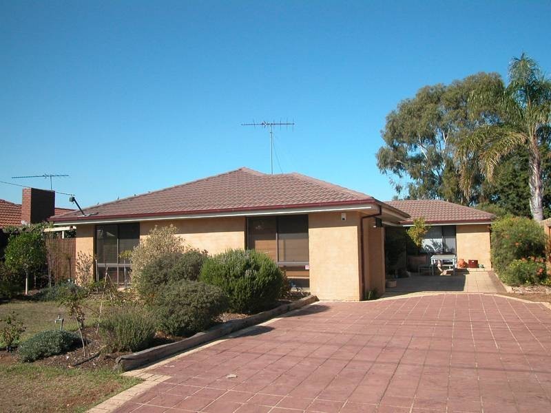 53 Smeaton Close, Lara VIC 3212