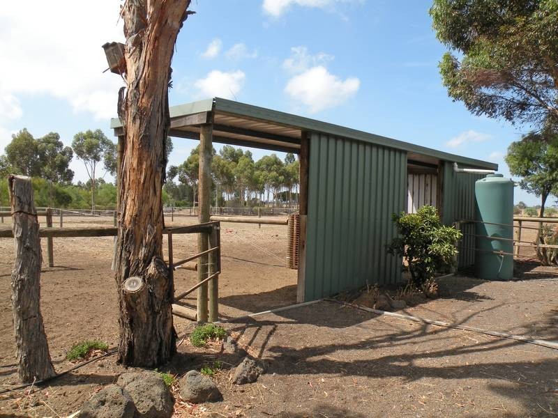 40 West Gateway, Lara VIC 3212