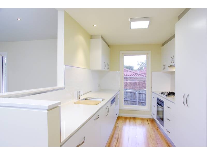 1/3 Turner Ave, Lara VIC 3212