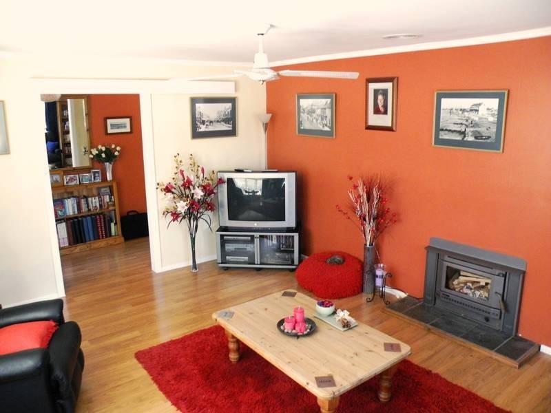 60 Manzeene Ave, Lara VIC 3212