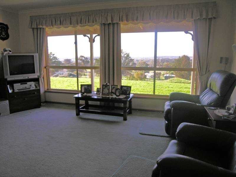 265 Elcho Rd, Lara VIC 3212