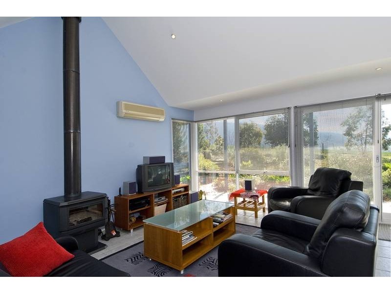 255 Staughtonvale Road, Anakie VIC 3221