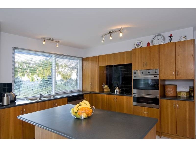255 Staughtonvale Road, Anakie VIC 3221