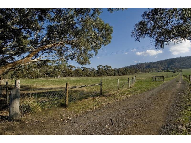 255 Staughtonvale Road, Anakie VIC 3221