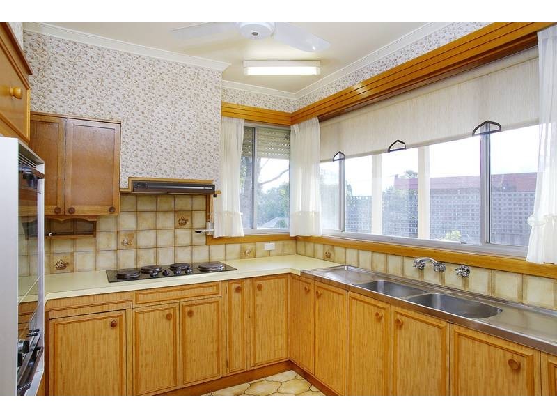 6 Melrose Street, Lara VIC 3212