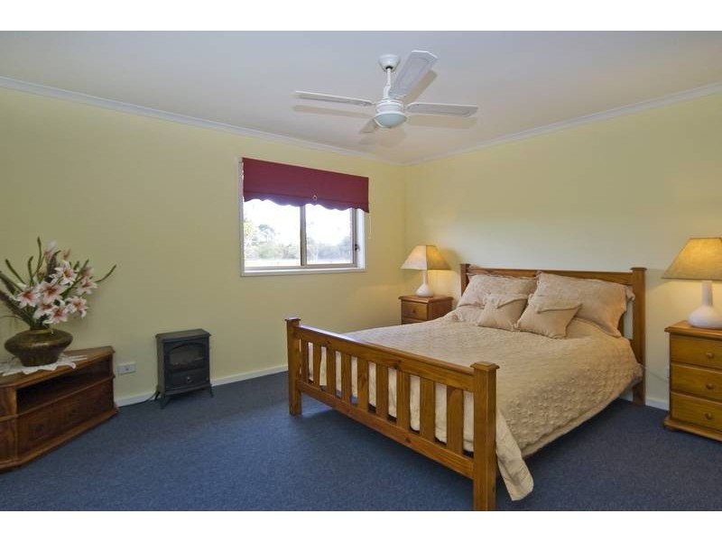 5 McIntyre Road, Lara VIC 3212