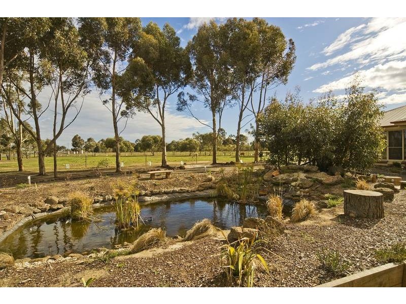 5 McIntyre Road, Lara VIC 3212