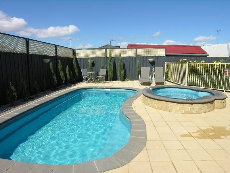 11 Hoffman Court, Lara VIC 3212