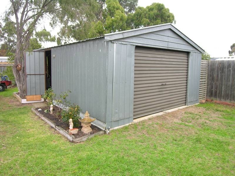 21 Altair Ave, Lara VIC 3212