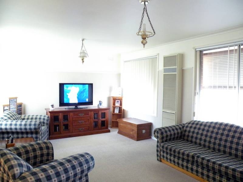 20 Pembroke Street, Corio VIC 3214