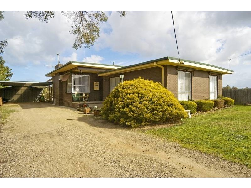 100 Stephenson Street, Lara VIC 3212