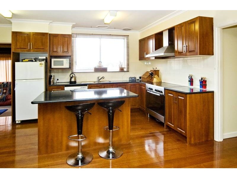 100 Stephenson Street, Lara VIC 3212