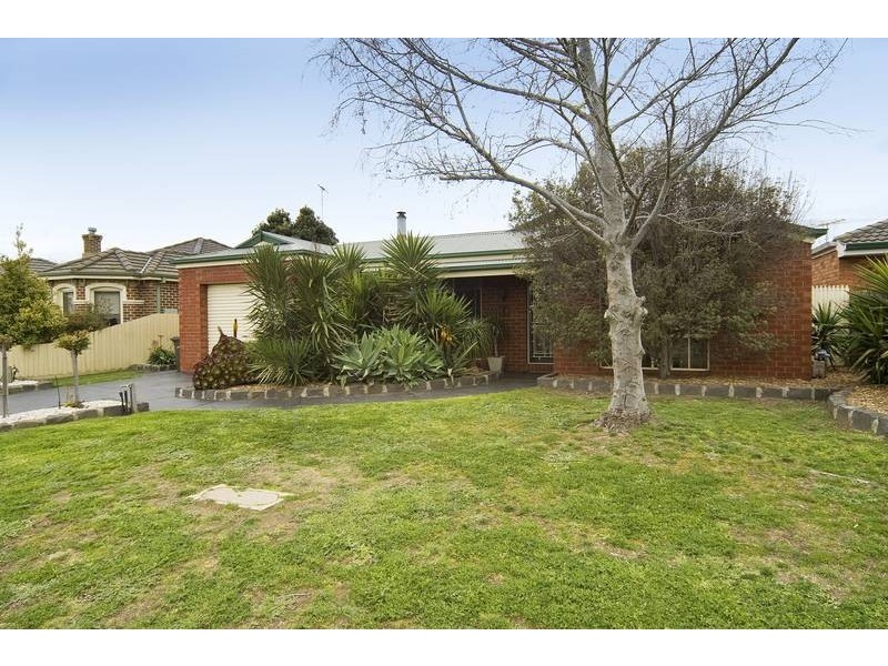 4 Bernard Court, Lara VIC 3212