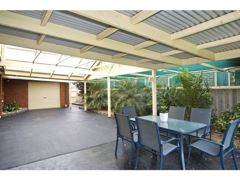 4 Bernard Court, Lara VIC 3212