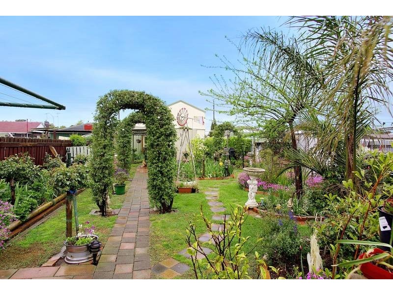 4 Ontario Avenue, Corio VIC 3214